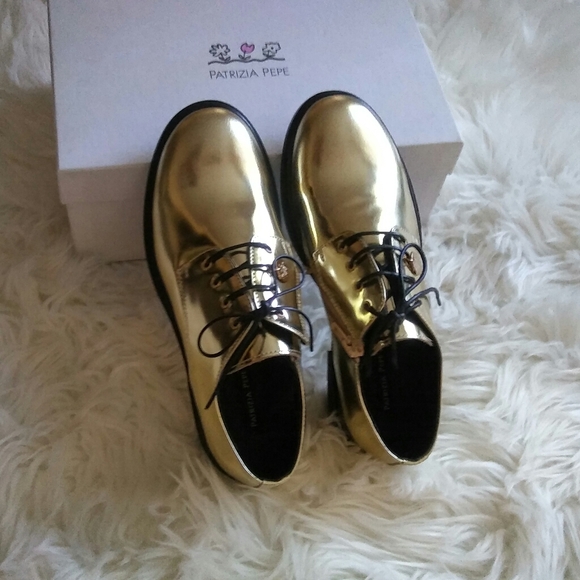 Patrizia Pepe Oxford Girls Gold Leather Derby Shoe - Picture 10 of 10